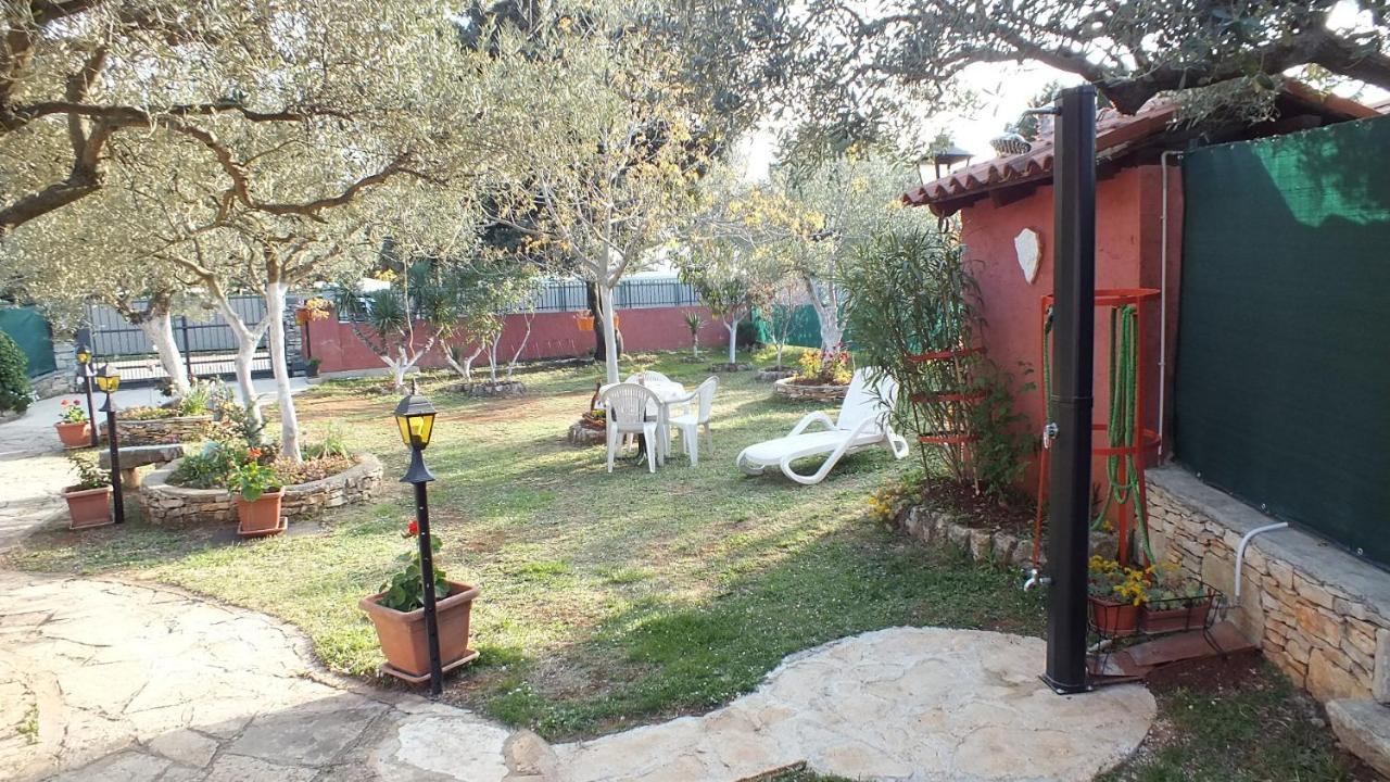 Casa Terren Grande Villa Ровин Екстериор снимка