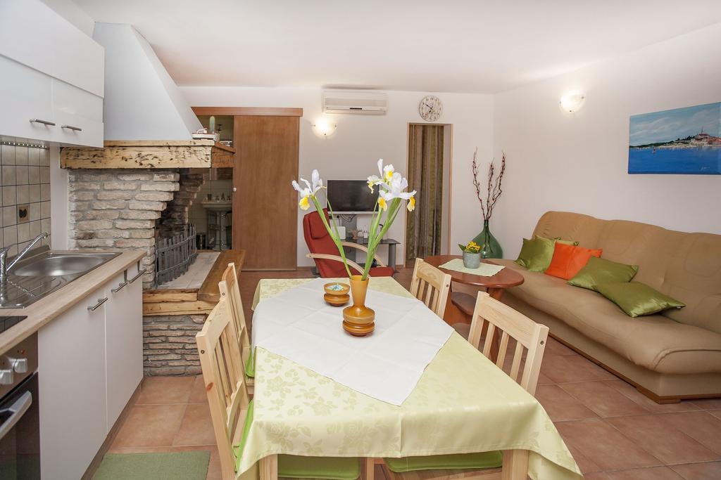Casa Terren Grande Villa Ровин Екстериор снимка
