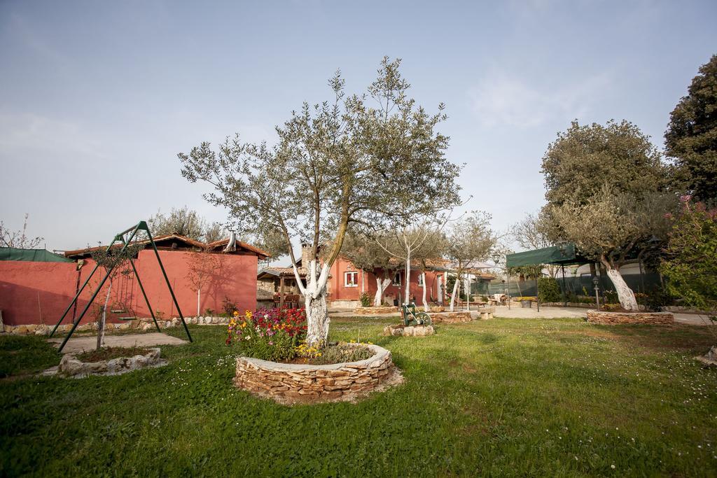 Casa Terren Grande Villa Ровин Екстериор снимка